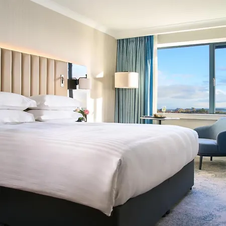 The Galmont Hotel & Spa Galway Extérieur photo